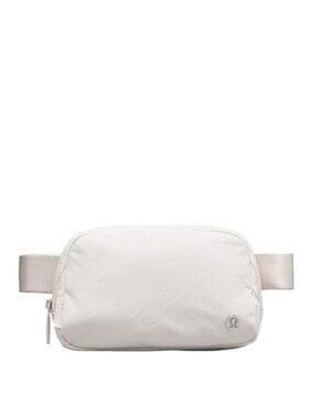 Lululemon Everywhere Belt Bag 1L (Neo Mint)